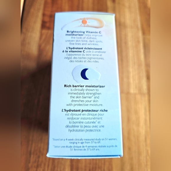 NEW! Peter Thomas Roth Day & Night Moisture Must-Haves Set - Picture 3 of 5